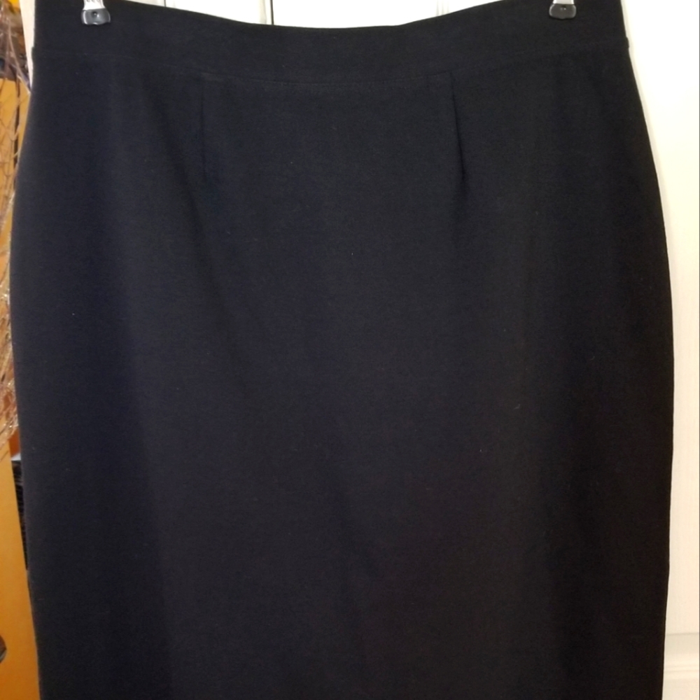 A line black skirt
